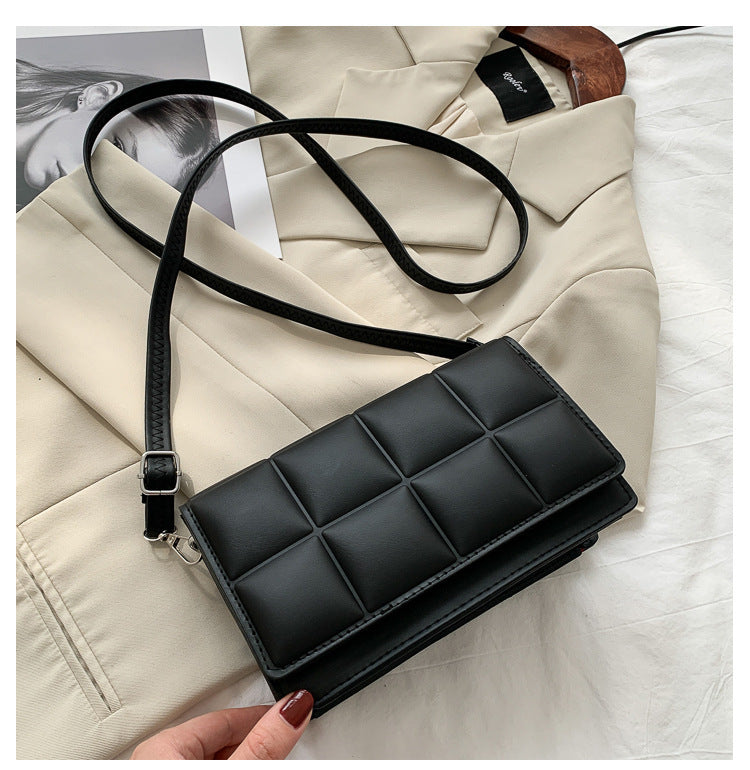 Embroidered Thread Texture Single Shoulder Messenger Small Square Bag