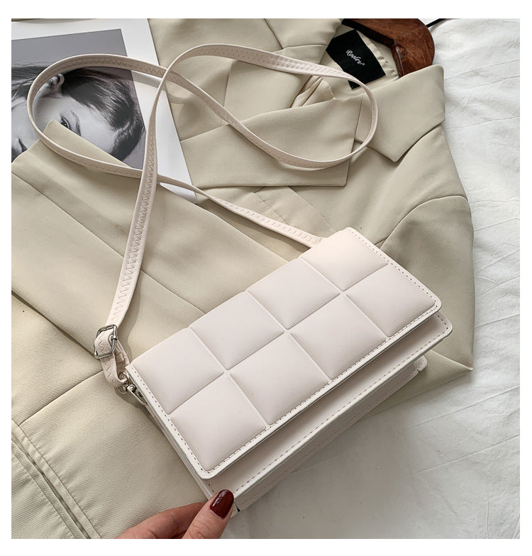 Embroidered Thread Texture Single Shoulder Messenger Small Square Bag