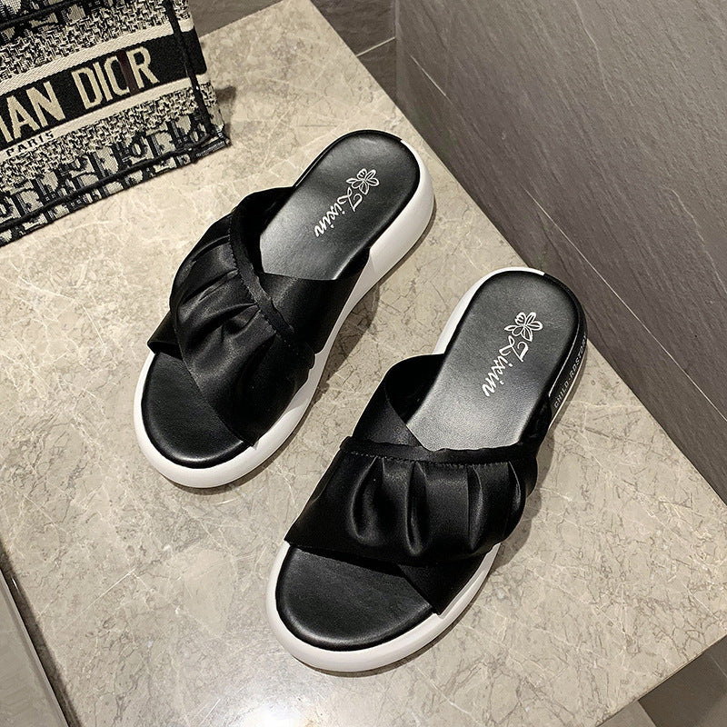 Fashionable And Simple Platform Slippers
