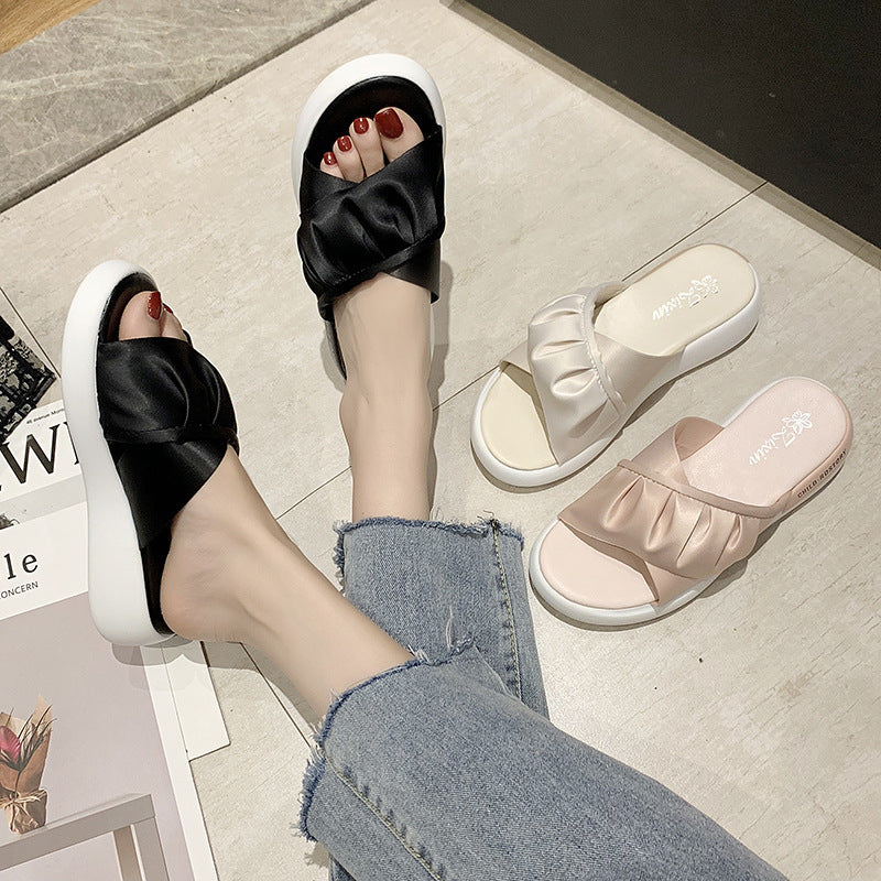 Fashionable And Simple Platform Slippers