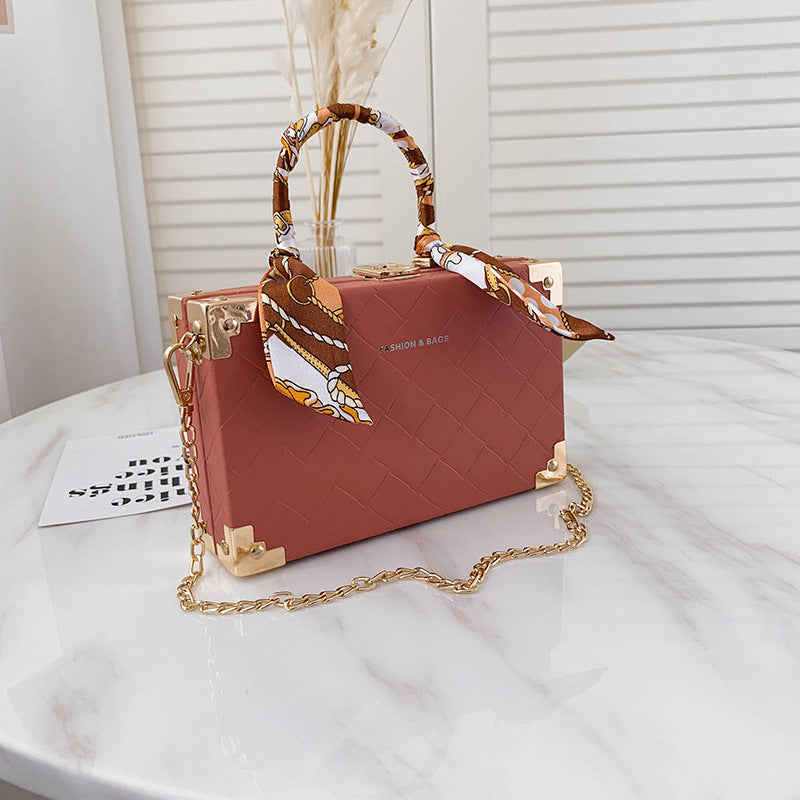 Chain Messenger Bag Women's Handbag Small Square Bag