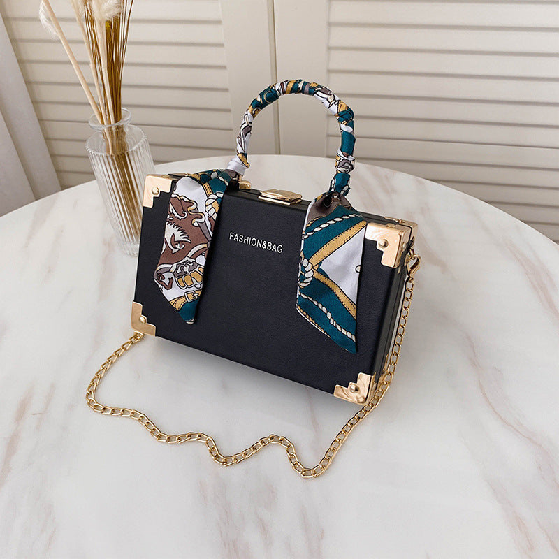 Chain Messenger Bag Women's Handbag Small Square Bag