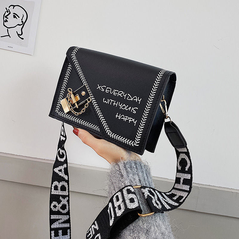 Wide shoulder strap letter shoulder bag