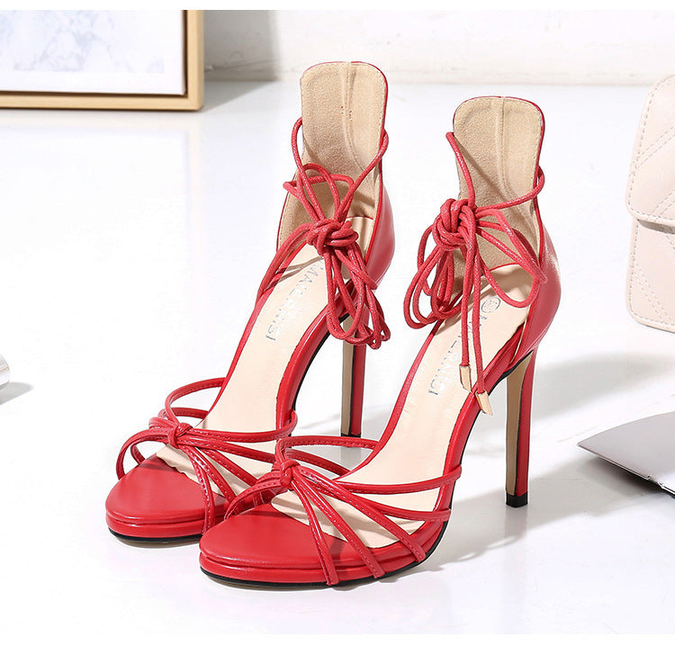 Fashion Sandals With Ankle Straps