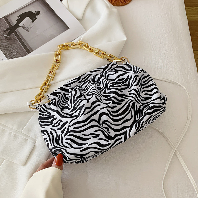 Chain Handbag, Lightweight One-shoulder Clouds