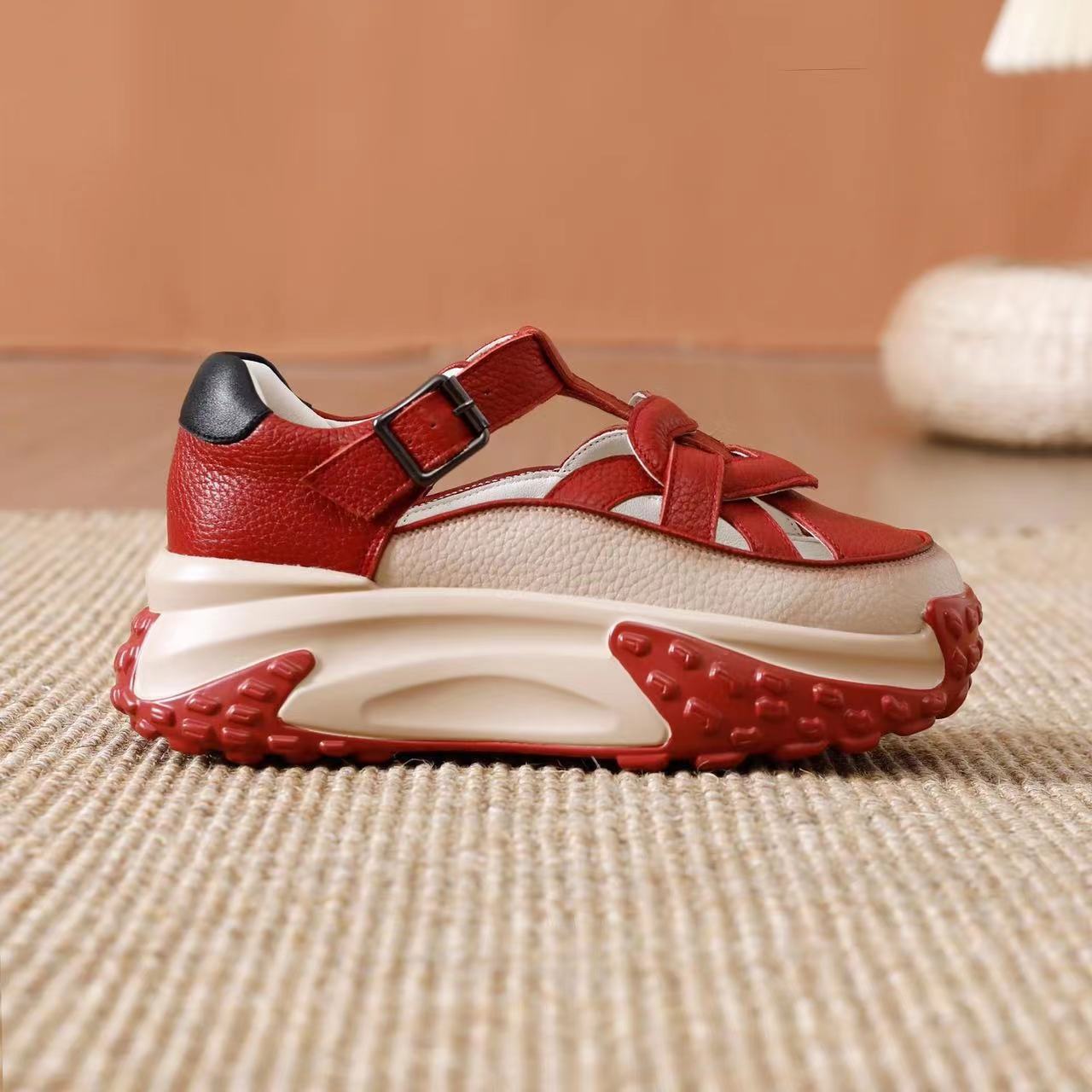 Women's Fashion Hollowed-out Breathable Platform Sandals