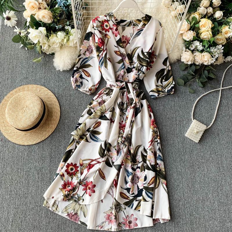 V-neck puff sleeve waist dress