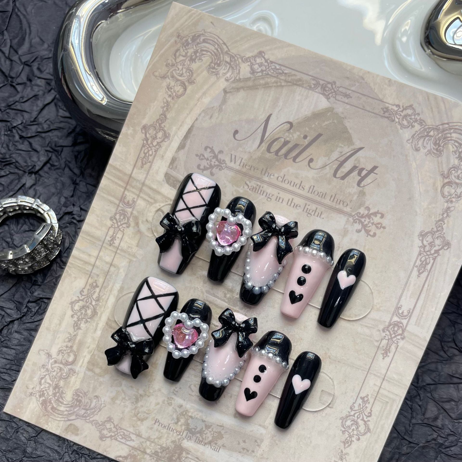 Handmade Blac Peach Heart World Hand Nail Sticker