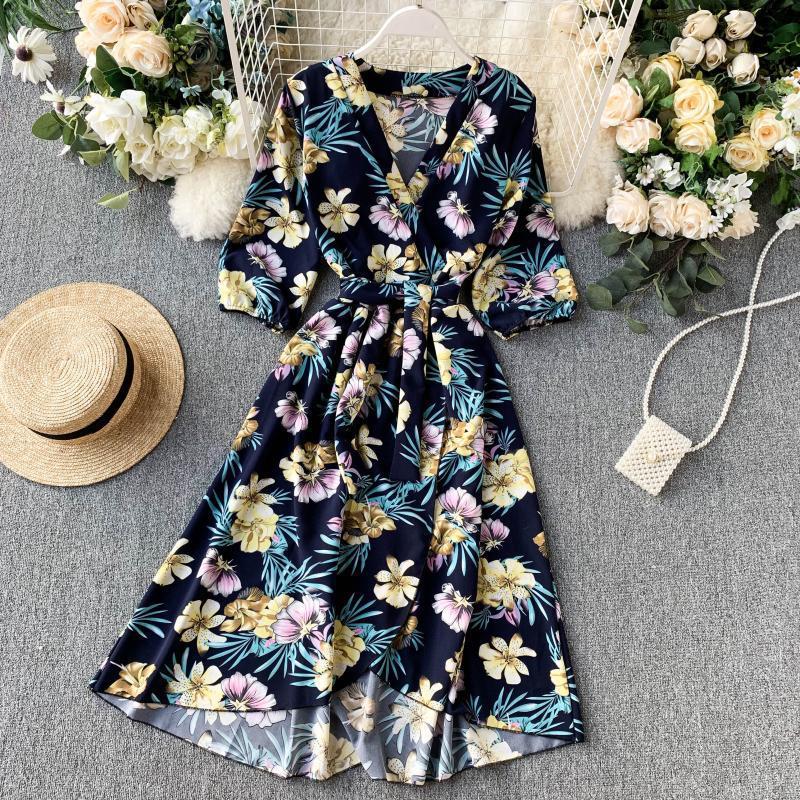 V-neck puff sleeve waist dress