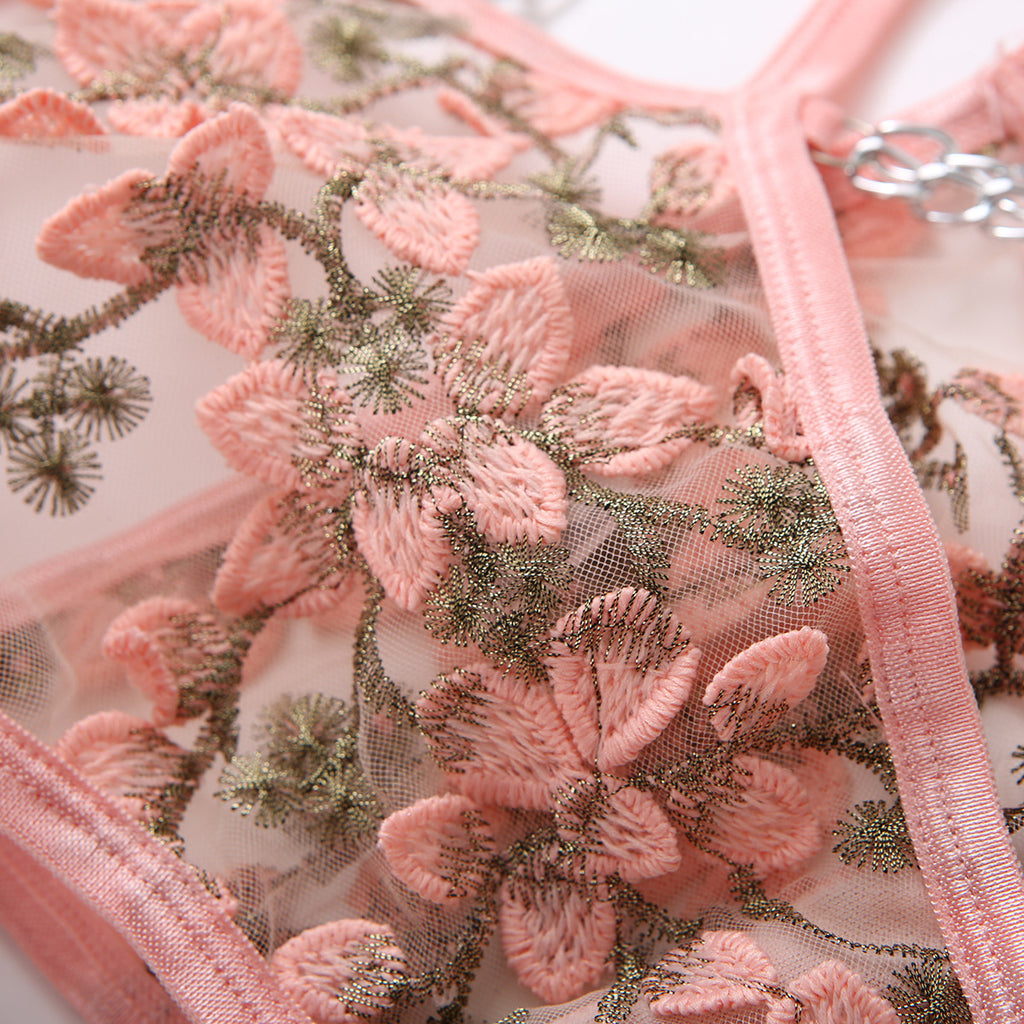 European And American Underwear Lace Embroidery Metal