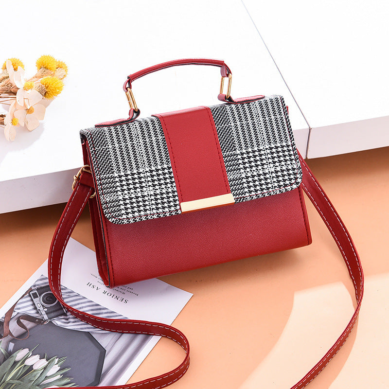 Fashion simple one shoulder small square bag