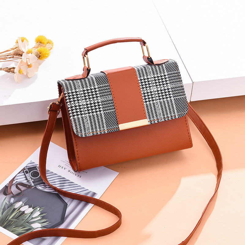 Fashion simple one shoulder small square bag