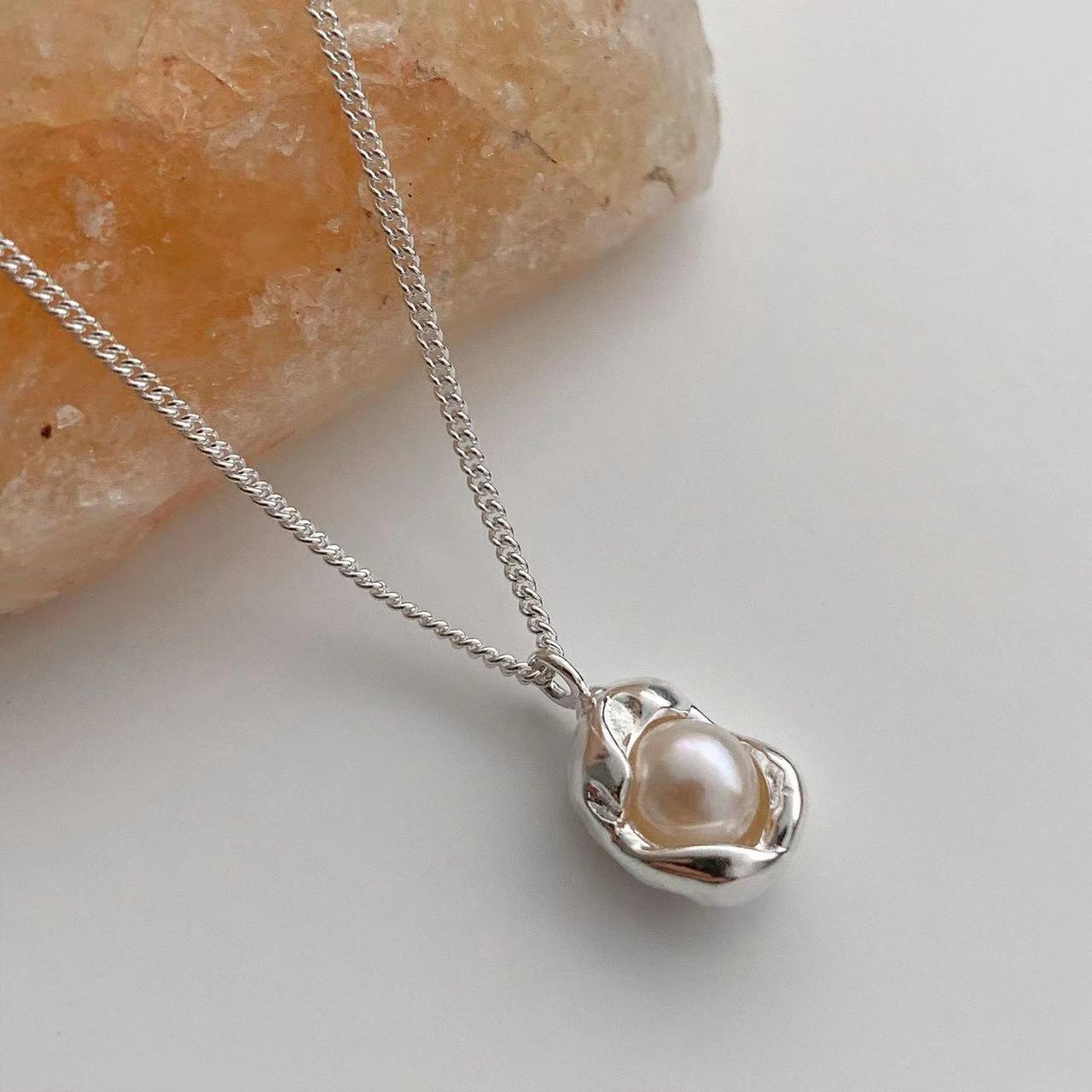 Fashion Geometry Pattern Oval Pearl Necklace For Women