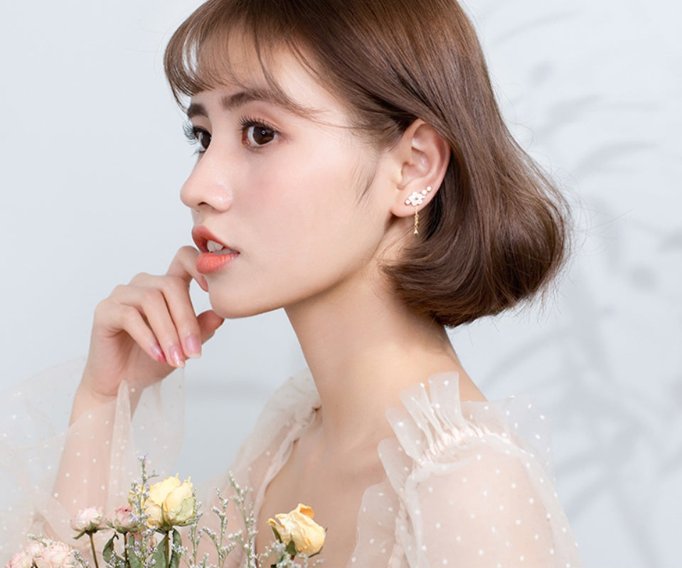 Shell flower earrings short earrings