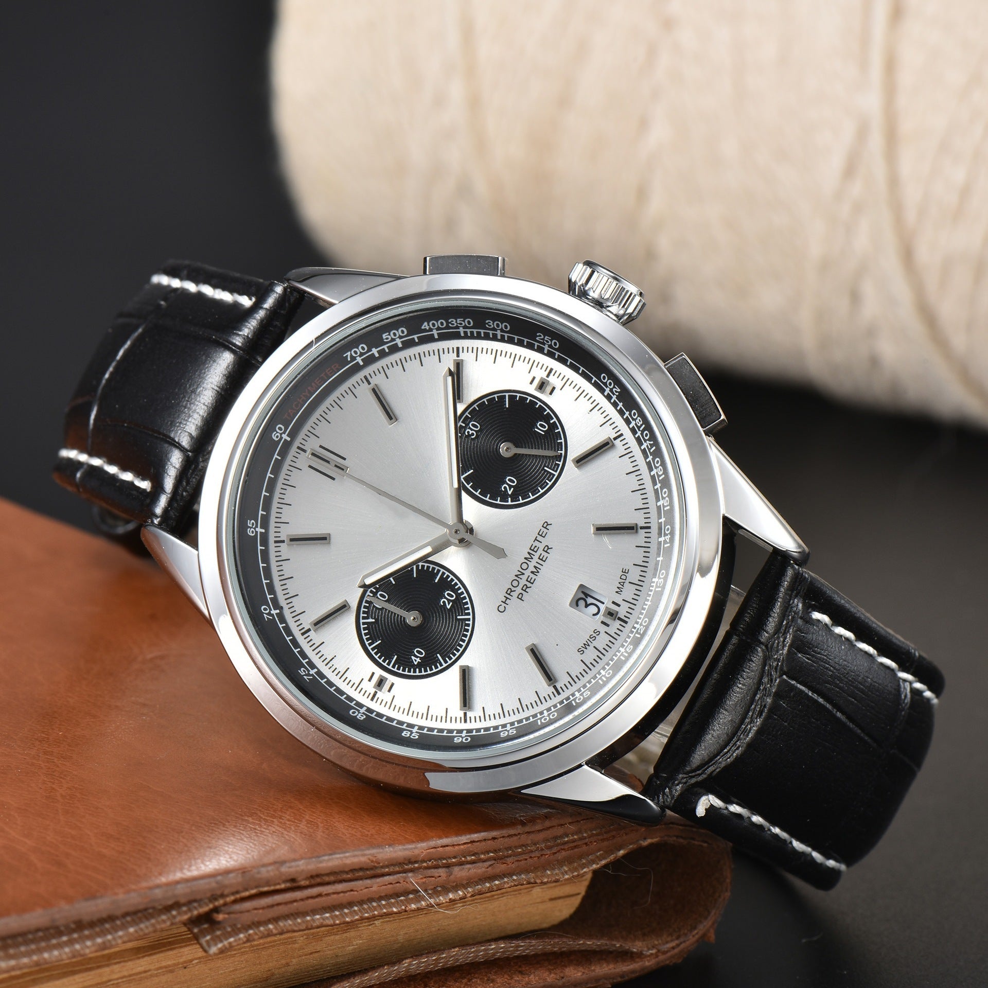 Casual Fashion Men's Quartz Movement Multifunctional Chronograph Watch
