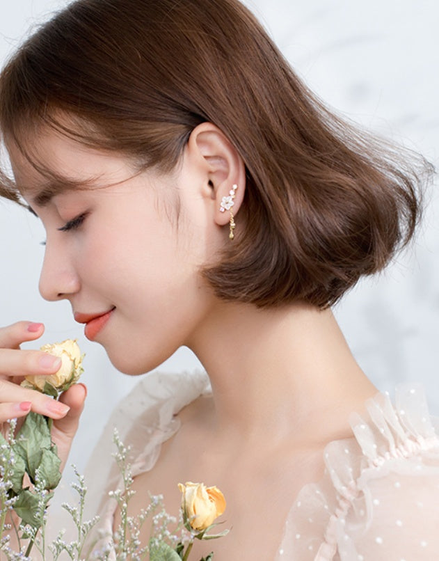 Shell flower earrings short earrings
