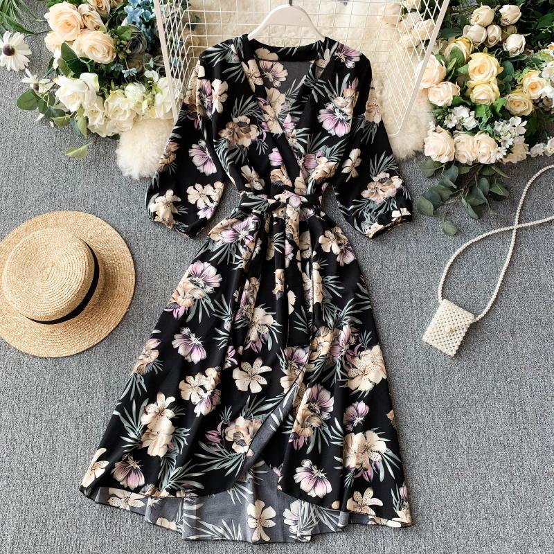 V-neck puff sleeve waist dress