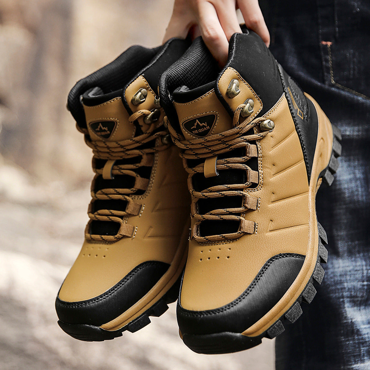 High-top Hiking Shoes For Autumn And Winter Shock Absorption Outdoor