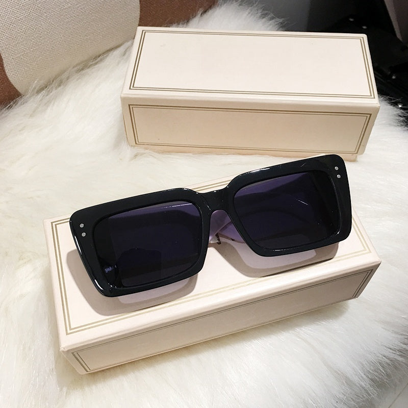 Men's And Women's Rectangular Large Frame Trendy Pink And Green Face-looking Sunglasses