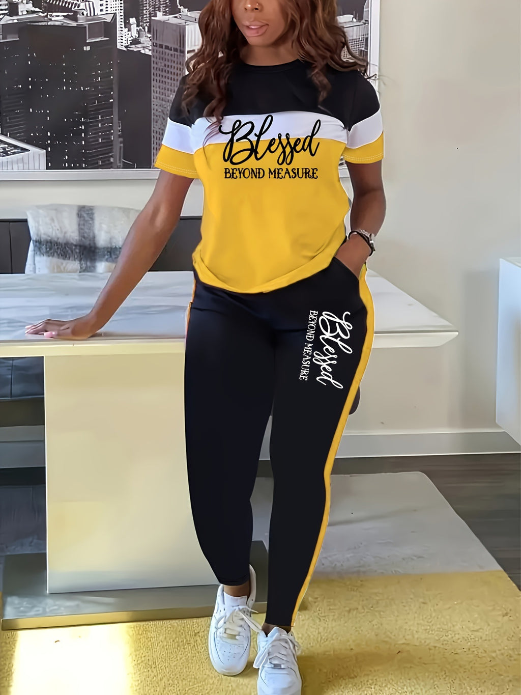 Contrast Color Striped Short Sleeve With Wide Leg Pants Suit