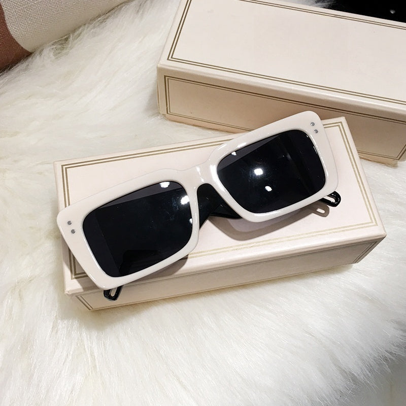 Men's And Women's Rectangular Large Frame Trendy Pink And Green Face-looking Sunglasses